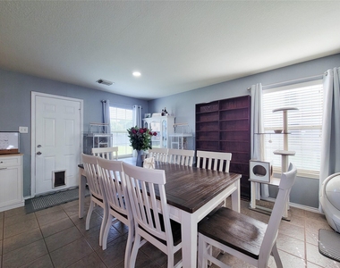 18235 Valebluff Lane - Photo Thumbnail 7