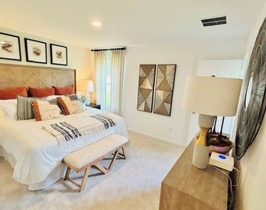 2126 Mosaic Valley Court - Photo Thumbnail 17