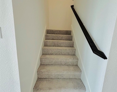 2126 Mosaic Valley Court - Photo Thumbnail 23