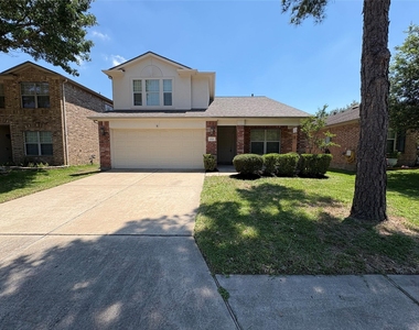 17511 Hoover Gardens Drive - Photo Thumbnail 1
