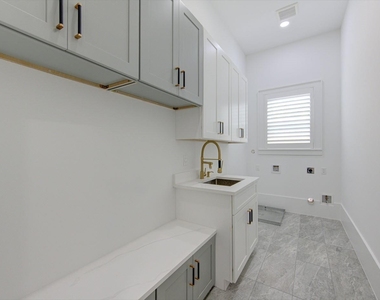 1726 Wilde Rock Way - Photo Thumbnail 33