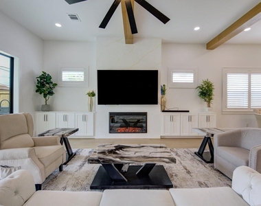 1726 Wilde Rock Way - Photo Thumbnail 14