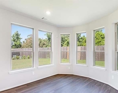 25435 Kidwiler Drive - Photo Thumbnail 3