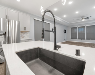 11631 Darby Chase Trail - Photo Thumbnail 6