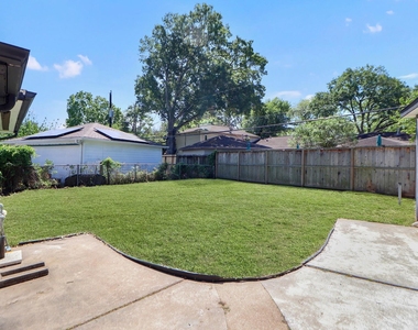 5951 Yarwell Drive - Photo Thumbnail 24