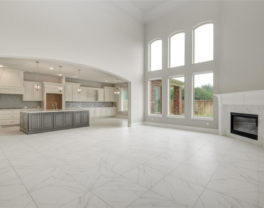 26510 Crimson Bluff Lane - Photo Thumbnail 10