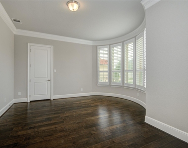 26510 Crimson Bluff Lane - Photo Thumbnail 5