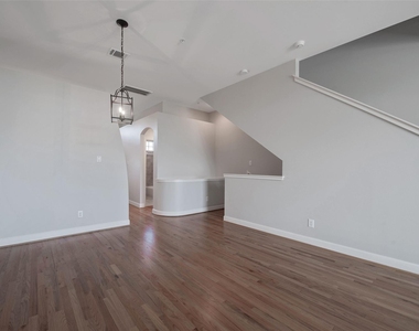 7650 Springhill Street - Photo Thumbnail 2
