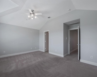 7650 Springhill Street - Photo Thumbnail 13