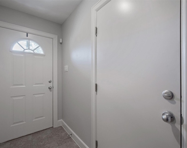 7650 Springhill Street - Photo Thumbnail 20