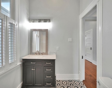 1604 Ave L - Photo Thumbnail 6
