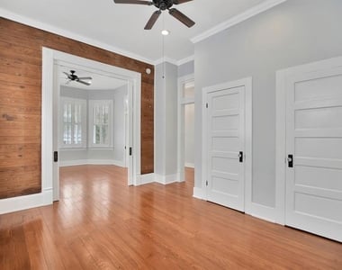 1604 Ave L - Photo Thumbnail 15