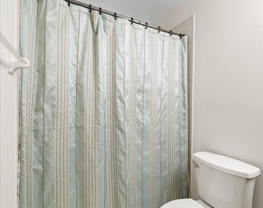 3333 Wind Surf Way S - Photo Thumbnail 33