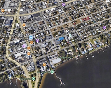 1868 Pineapple Avenue - Photo Thumbnail 8
