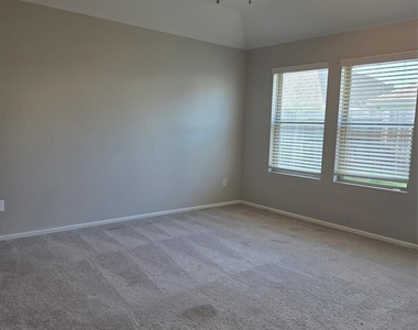 1942 Barrett Gables Drive - Photo Thumbnail 13