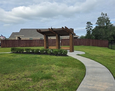 1942 Barrett Gables Drive - Photo Thumbnail 37