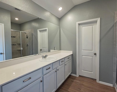 1942 Barrett Gables Drive - Photo Thumbnail 18