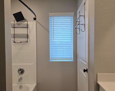 1942 Barrett Gables Drive - Photo Thumbnail 14