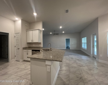 8729 Waterstone Boulevard - Photo Thumbnail 2