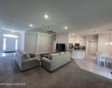 8758 Waterstone Boulevard - Photo Thumbnail 2