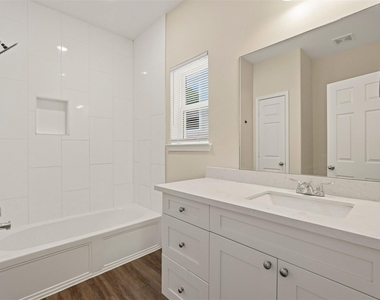 2218 Bringhurst Street - Photo Thumbnail 22