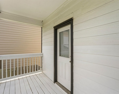 2218 Bringhurst Street - Photo Thumbnail 23