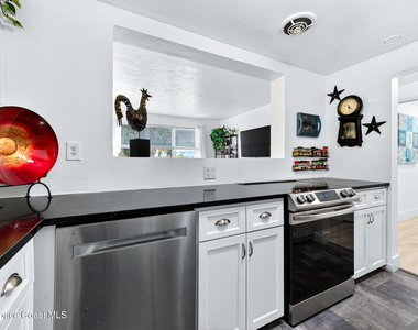 55 Sea Park Boulevard - Photo Thumbnail 18