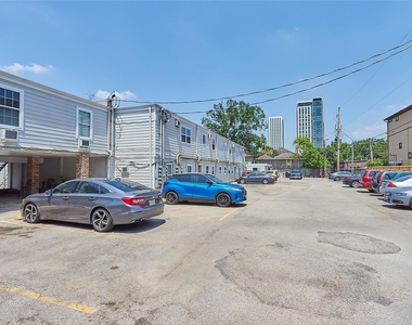 1423 Hawthorne - Photo Thumbnail 13
