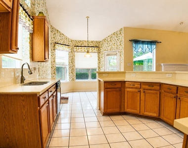 1523 Park Harbor Estates Drive - Photo Thumbnail 11