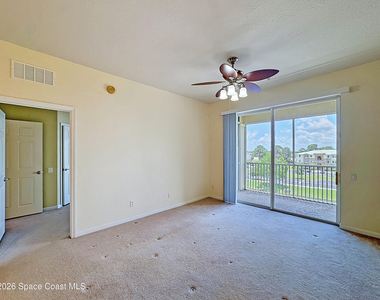 1626 Peregrine Circle - Photo Thumbnail 3