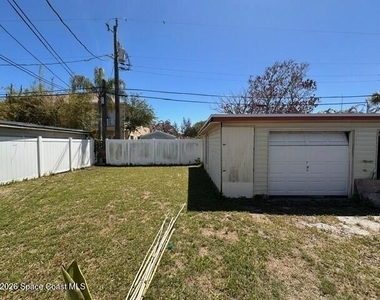 411 Jefferson Avenue - Photo Thumbnail 16