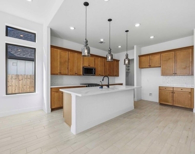 10326 Water Harbor Drive - Photo Thumbnail 3