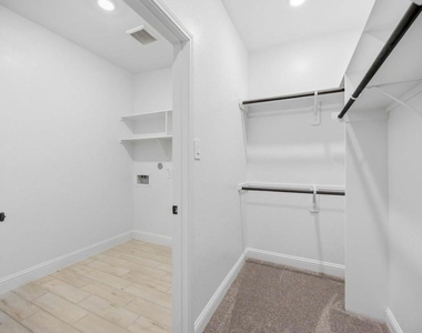 10326 Water Harbor Drive - Photo Thumbnail 14