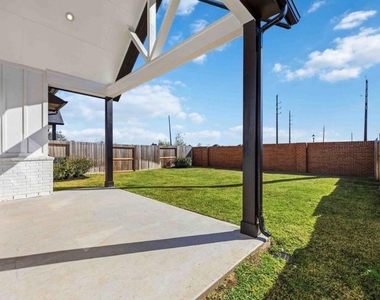 10326 Water Harbor Drive - Photo Thumbnail 21