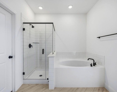 10326 Water Harbor Drive - Photo Thumbnail 13