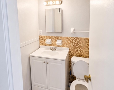 8401 N Atlantic Avenue - Photo Thumbnail 2