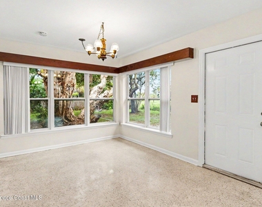 212 Dubber Road - Photo Thumbnail 5