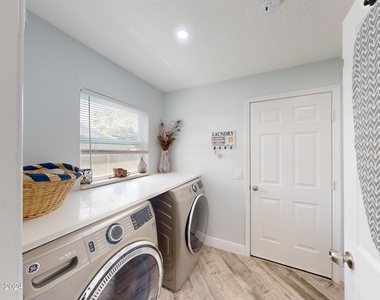297 Butler Avenue Ne - Photo Thumbnail 14