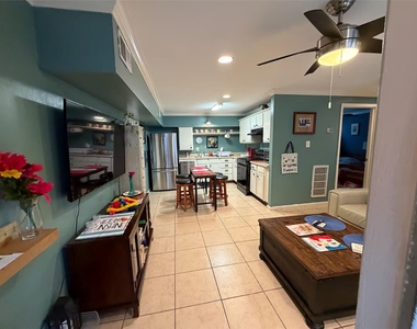 2808 Columbia Street - Photo Thumbnail 23