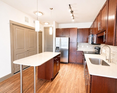 2910 Milam St Street - Photo Thumbnail 2