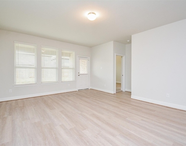21278 Catalina Palm Drive - Photo Thumbnail 17