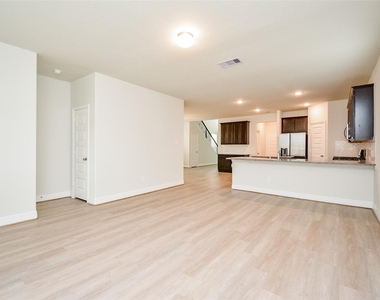 21278 Catalina Palm Drive - Photo Thumbnail 16