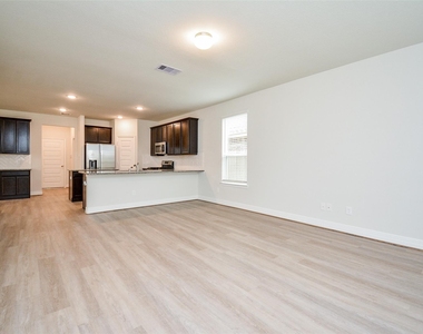 21278 Catalina Palm Drive - Photo Thumbnail 15