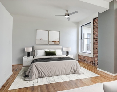 915 Franklin Street - Photo Thumbnail 2