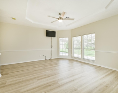 11918 Mariposa Canyon Drive - Photo Thumbnail 35