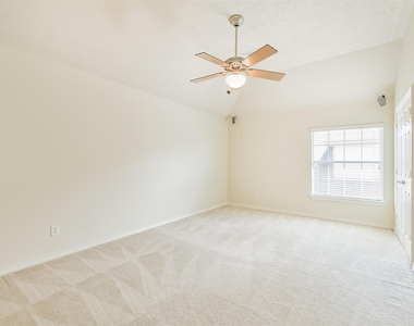 11918 Mariposa Canyon Drive - Photo Thumbnail 43