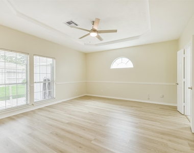 11918 Mariposa Canyon Drive - Photo Thumbnail 33
