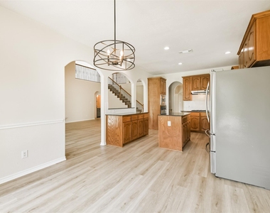 11918 Mariposa Canyon Drive - Photo Thumbnail 21