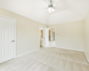 11918 Mariposa Canyon Drive - Photo Thumbnail 46