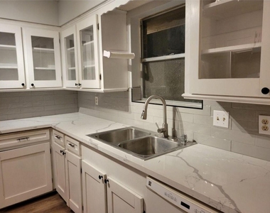 1918 Crystal Springs Drive - Photo Thumbnail 1